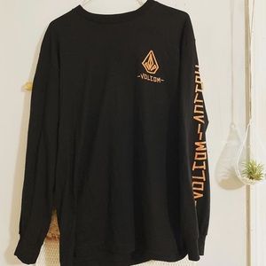 Volcom long sleeve shirt.